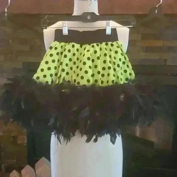 Lime and black polka-dot skirt - Picture 1 of 2